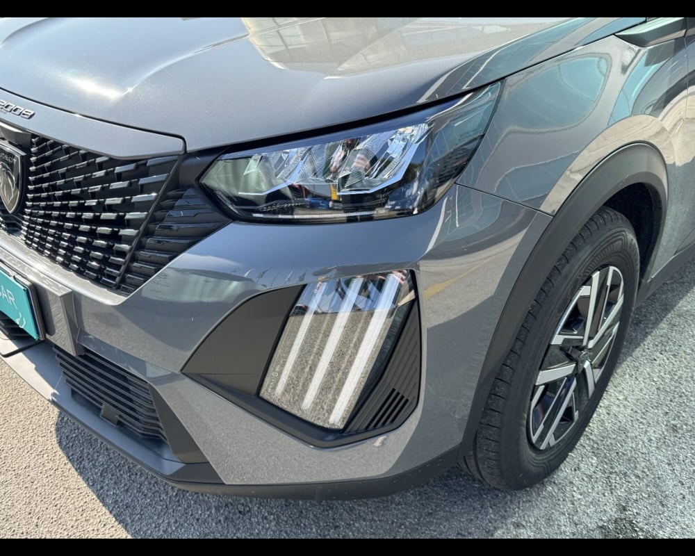 Peugeot 2008 nuova a Treviso (5)