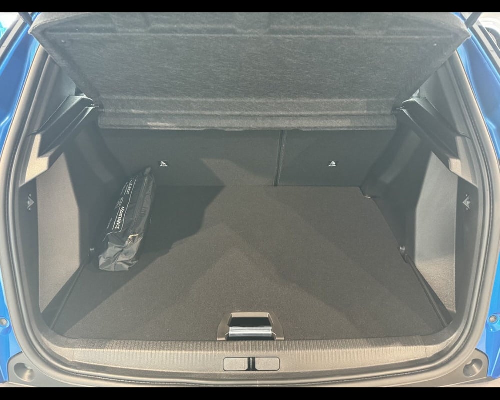 Peugeot 2008 nuova a Treviso (2)