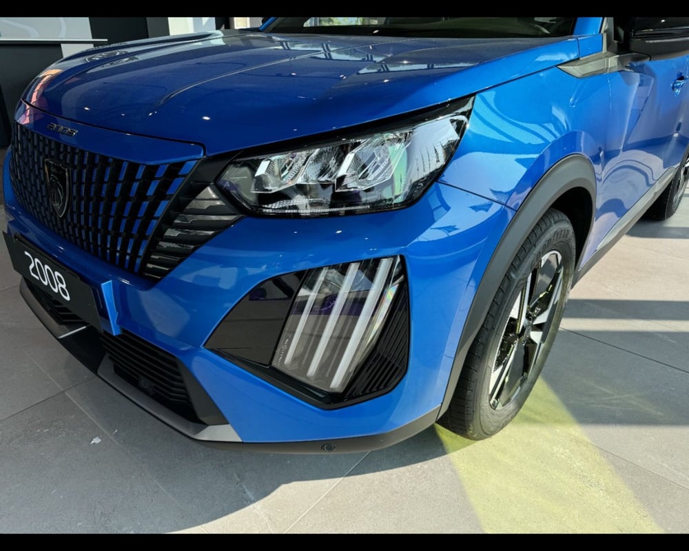 Peugeot 2008 nuova a Treviso (13)