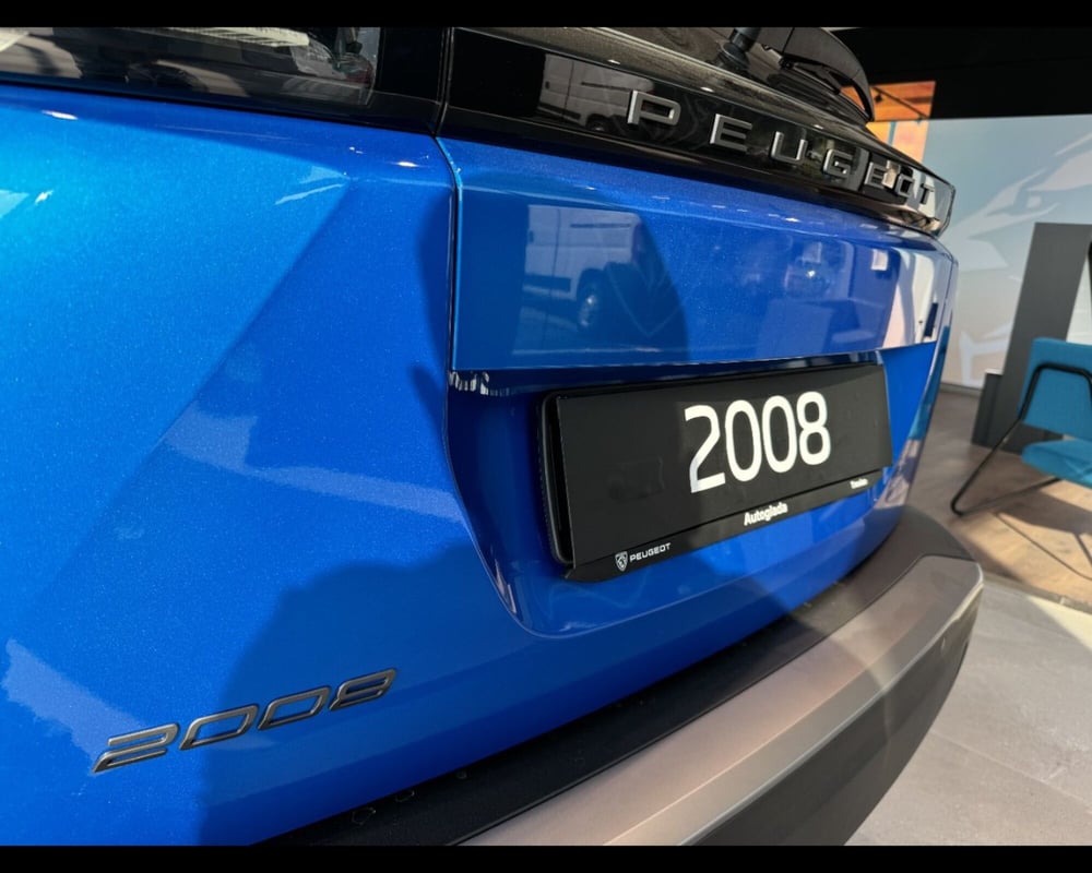 Peugeot 2008 nuova a Treviso (5)