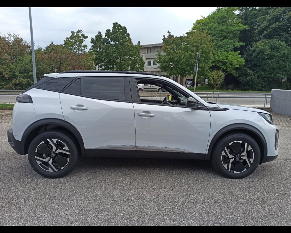 Peugeot 2008 nuova a Treviso (10)