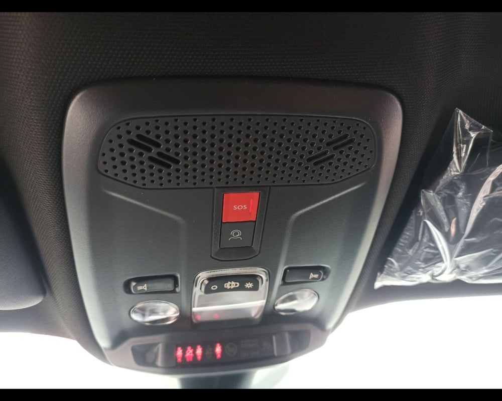 Peugeot 2008 nuova a Treviso (20)
