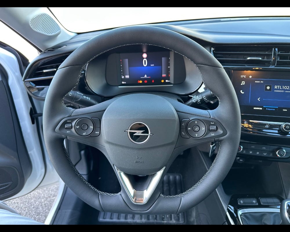 Opel Corsa nuova a Treviso (11)