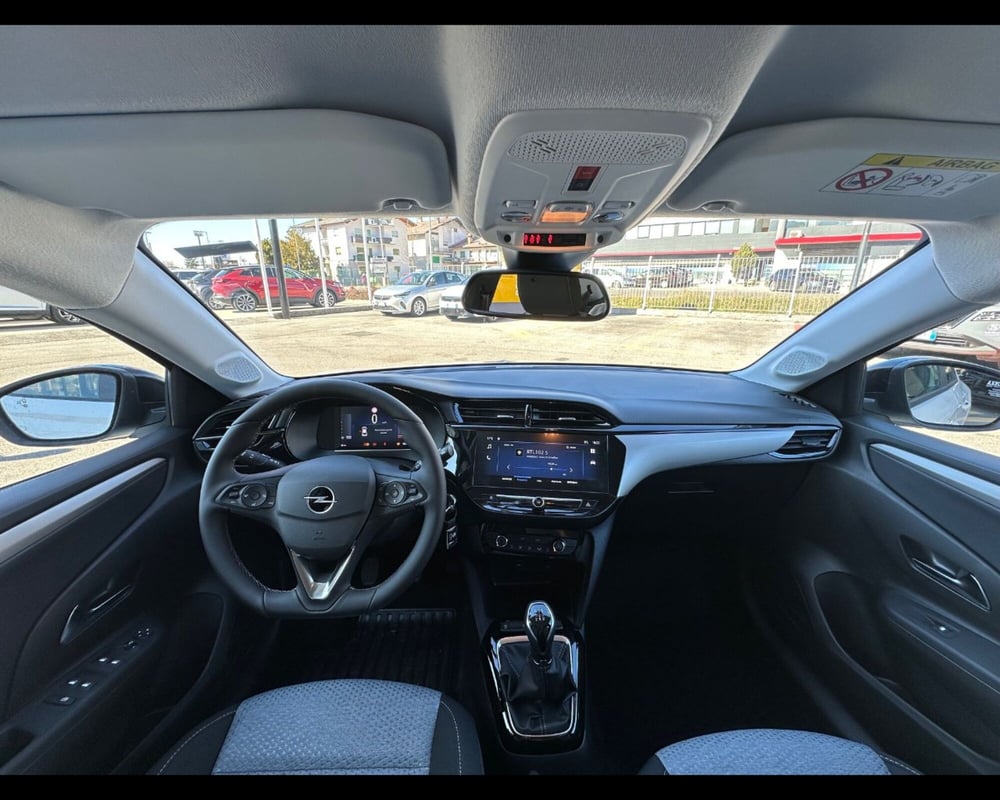 Opel Corsa nuova a Treviso (17)