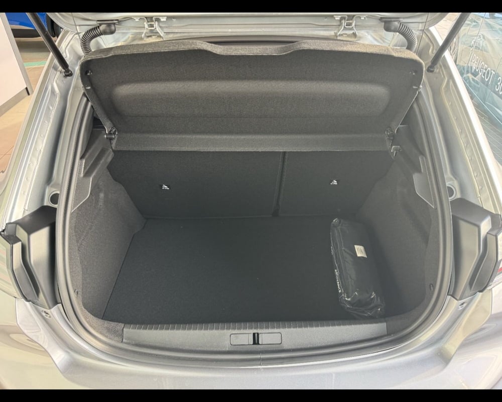 Peugeot 208 nuova a Treviso (5)