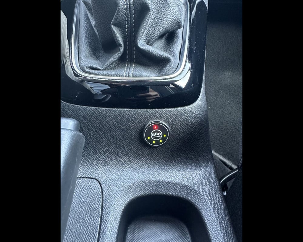 Opel Corsa usata a Treviso (4)