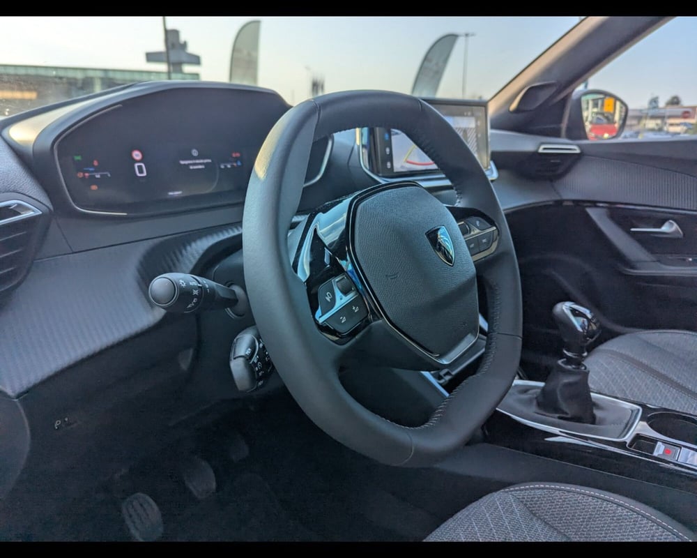 Peugeot 2008 nuova a Treviso (10)
