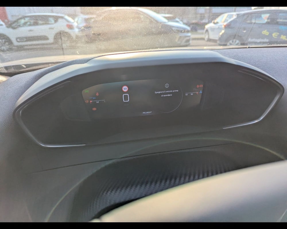 Peugeot 2008 nuova a Treviso (13)