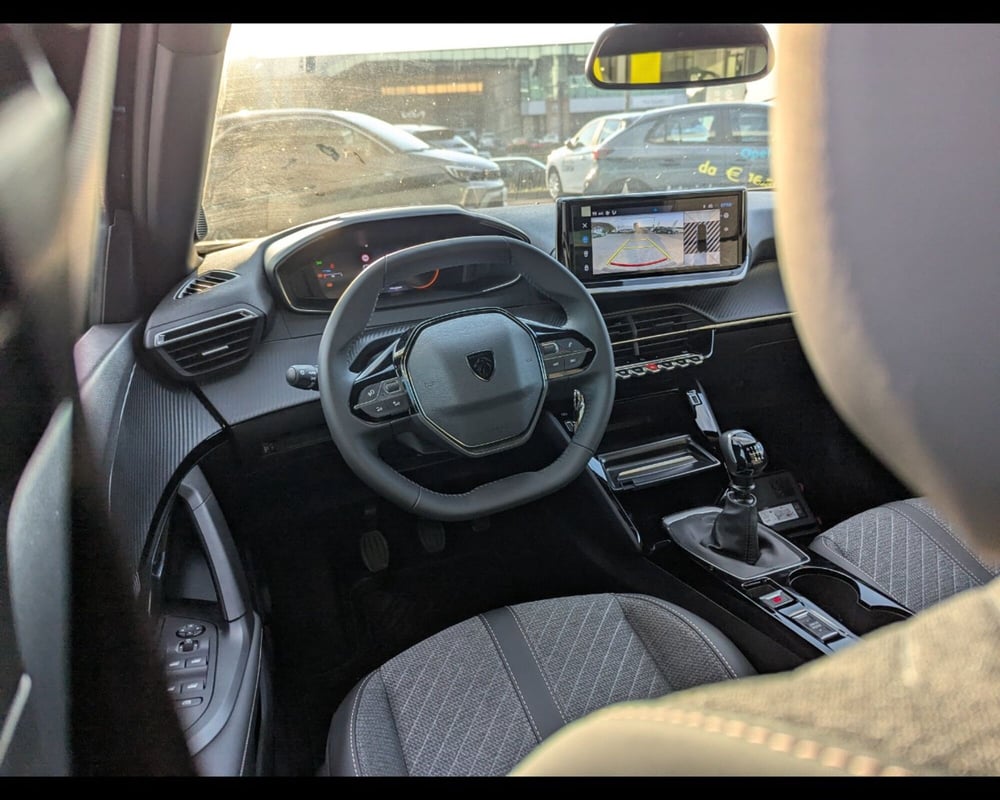 Peugeot 2008 nuova a Treviso (9)