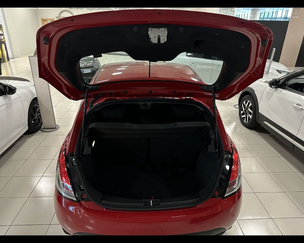 Lancia Ypsilon usata a Treviso (14)