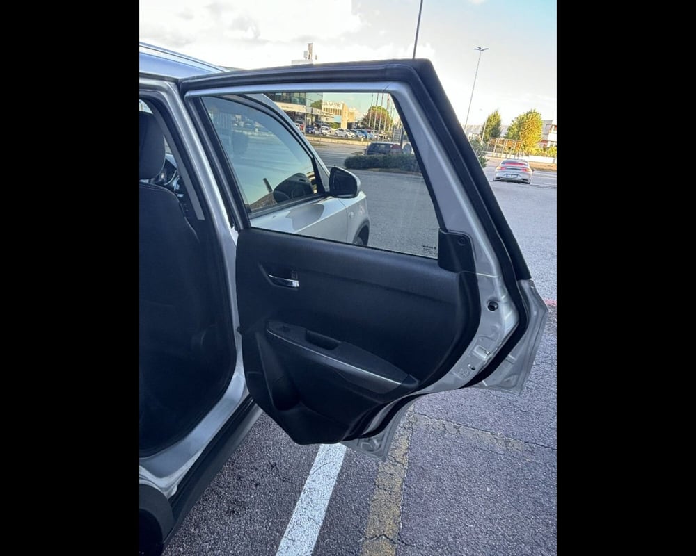 Suzuki Vitara nuova a Treviso (15)