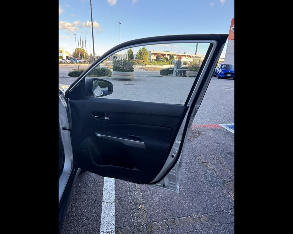 Suzuki Vitara nuova a Treviso (17)
