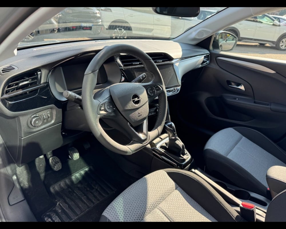 Opel Corsa nuova a Treviso (12)