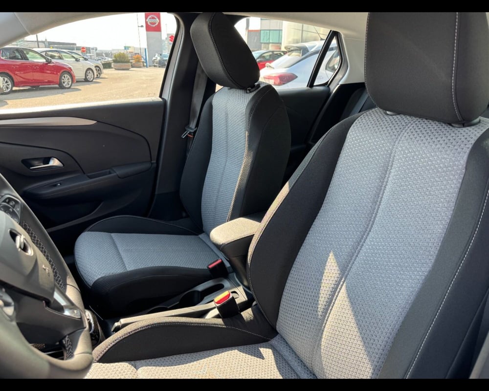 Opel Corsa nuova a Treviso (14)