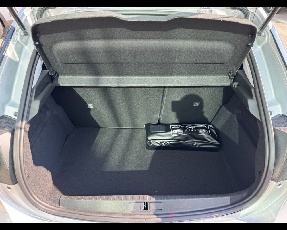 Opel Corsa nuova a Treviso (19)