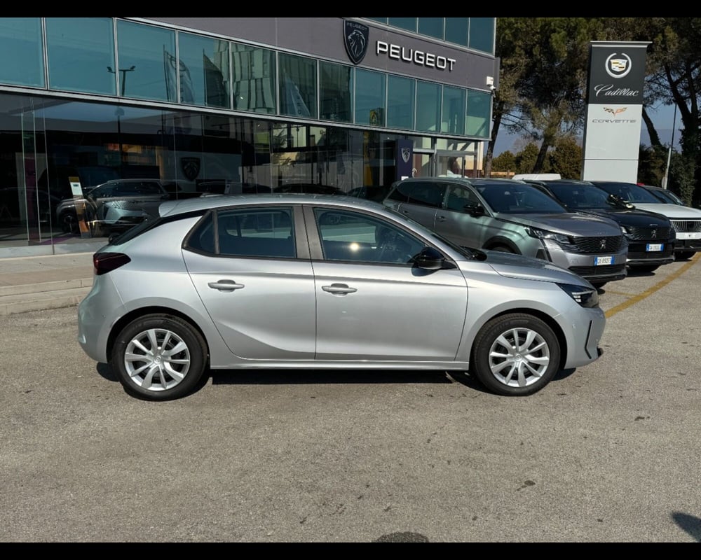 Opel Corsa nuova a Treviso (8)