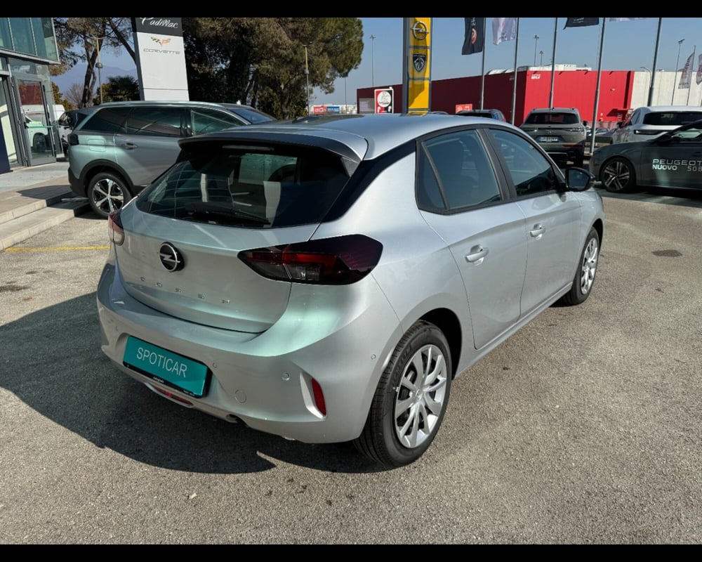 Opel Corsa nuova a Treviso (9)