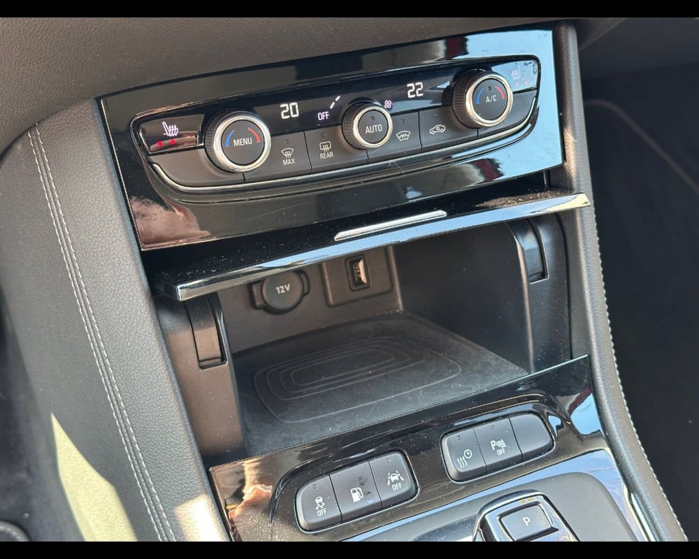 Opel Grandland X usata a Treviso (16)