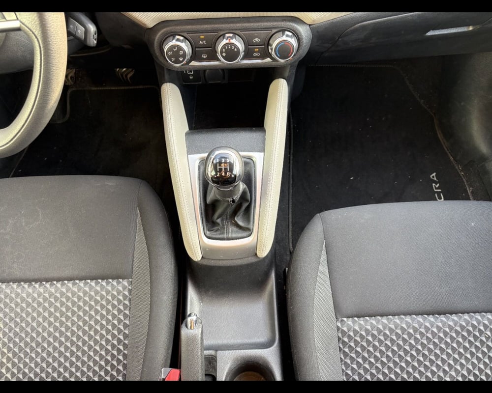 Nissan Micra usata a Treviso (4)