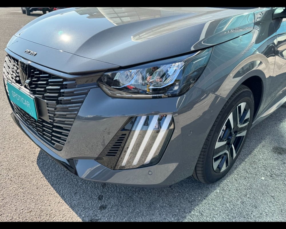 Peugeot 208 nuova a Treviso (10)