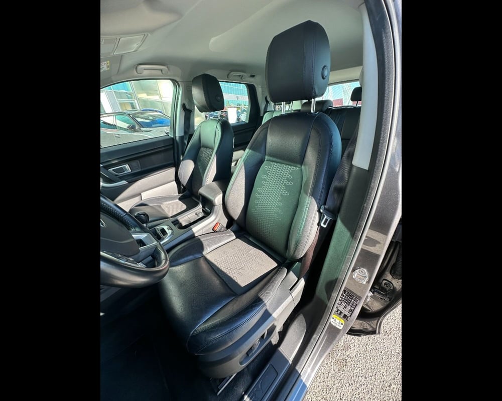 Land Rover Discovery Sport usata a Treviso (13)