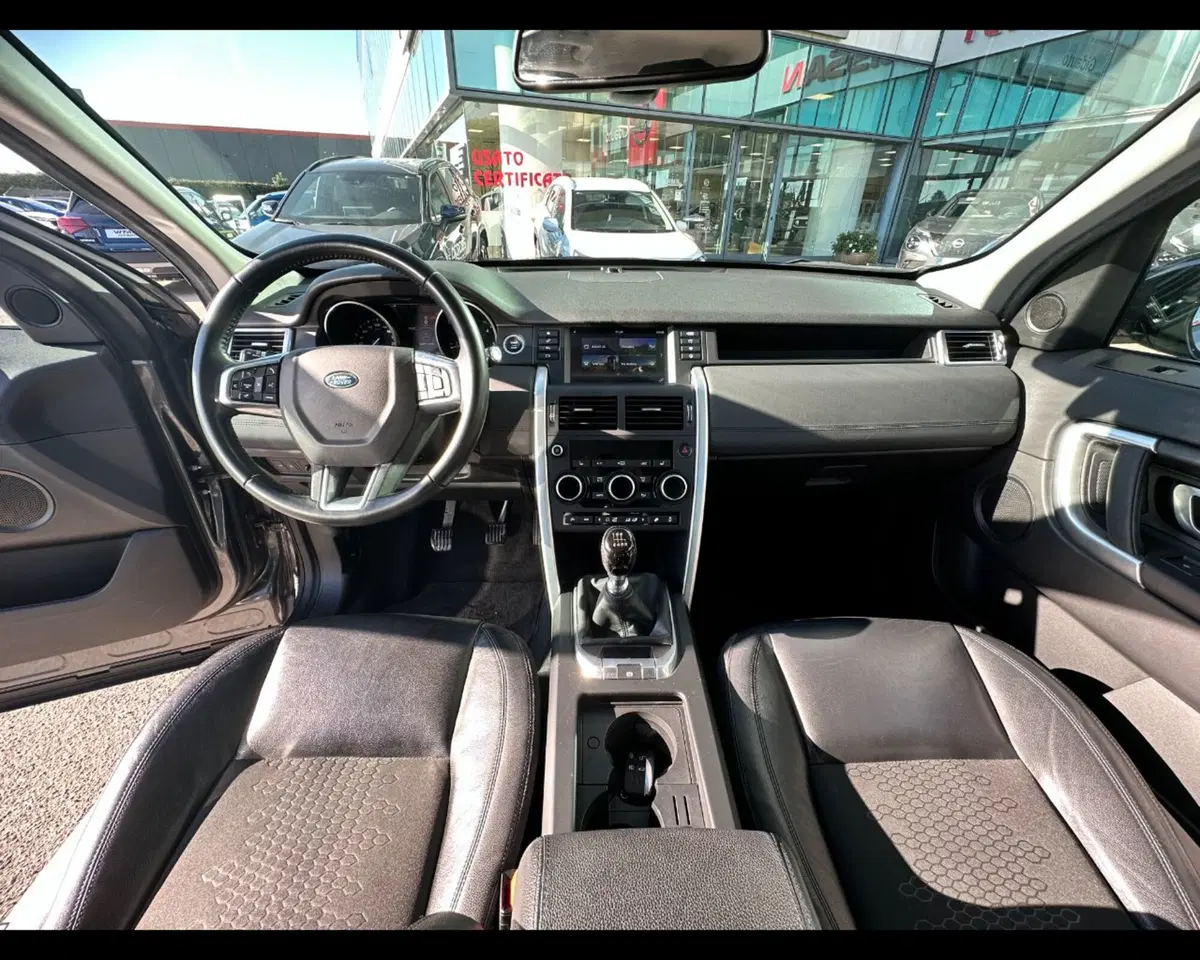 Land Rover Discovery Sport usata a Treviso (14)
