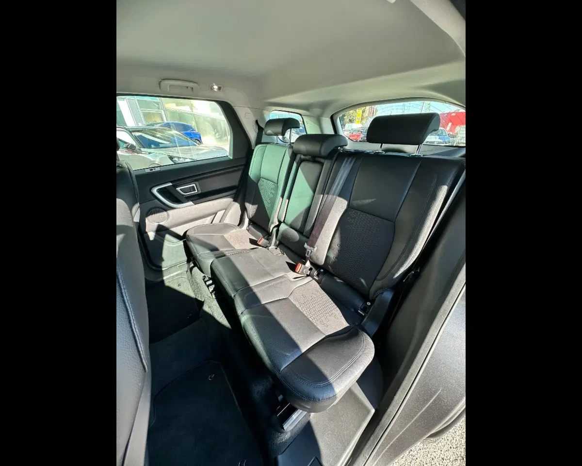 Land Rover Discovery Sport usata a Treviso (15)