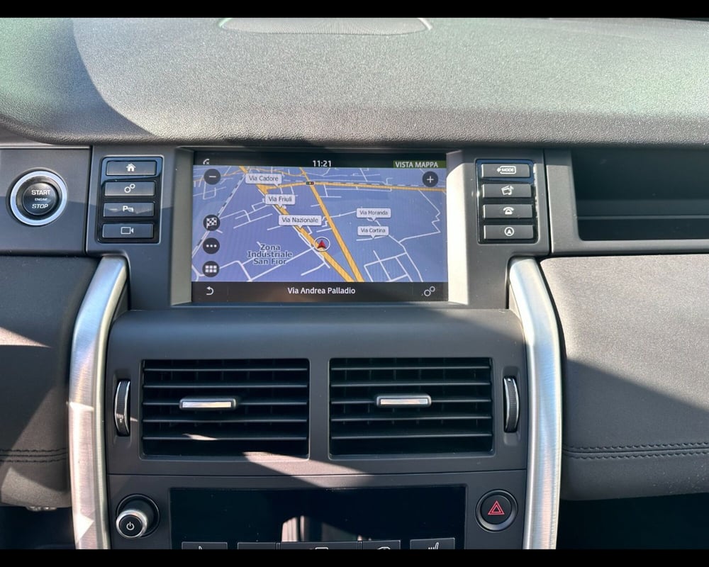 Land Rover Discovery Sport usata a Treviso (18)
