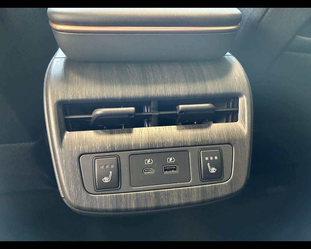 Nissan Ariya usata a Treviso (10)