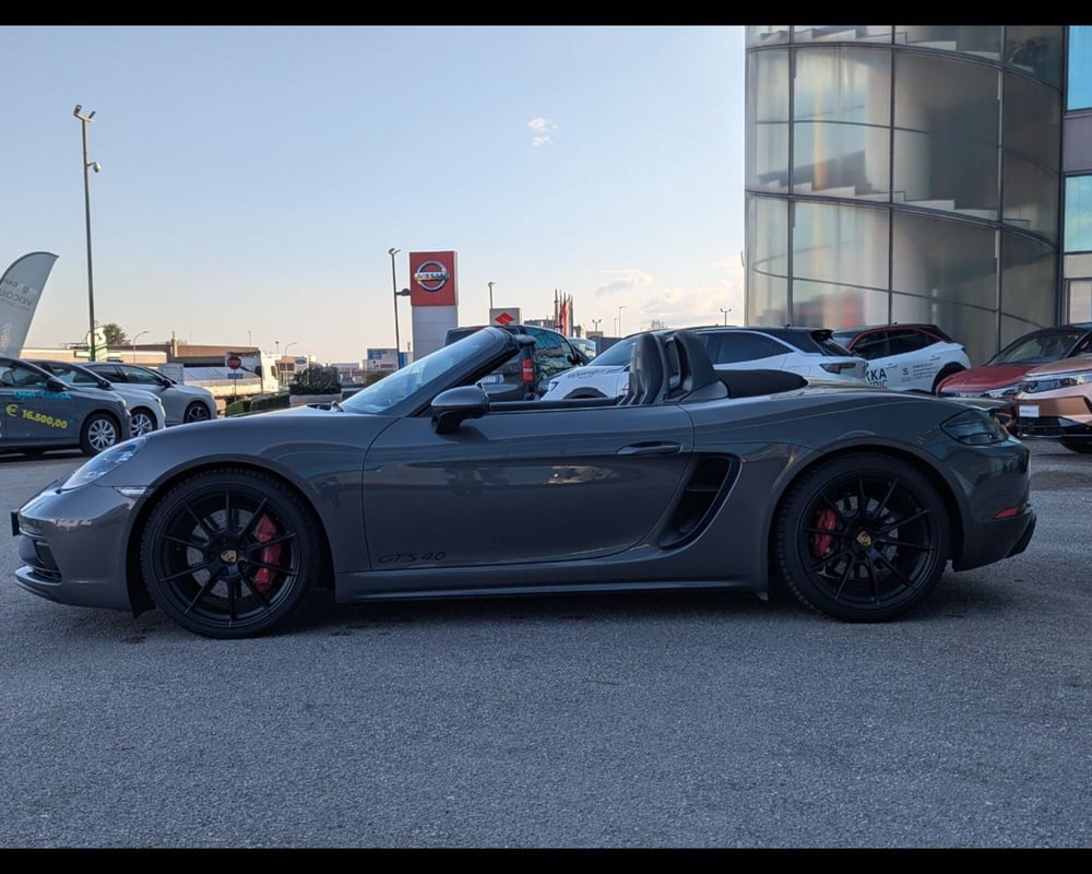 Porsche 718 Boxster  usata a Treviso (10)