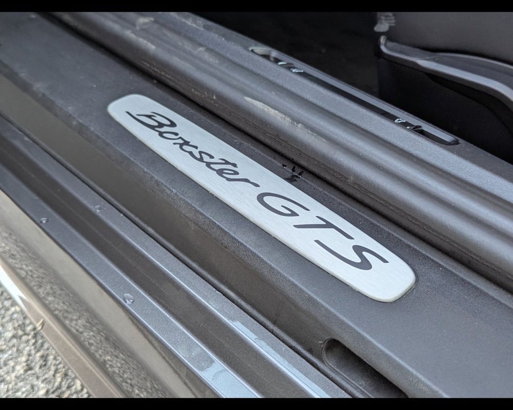 Porsche 718 Boxster  usata a Treviso (17)