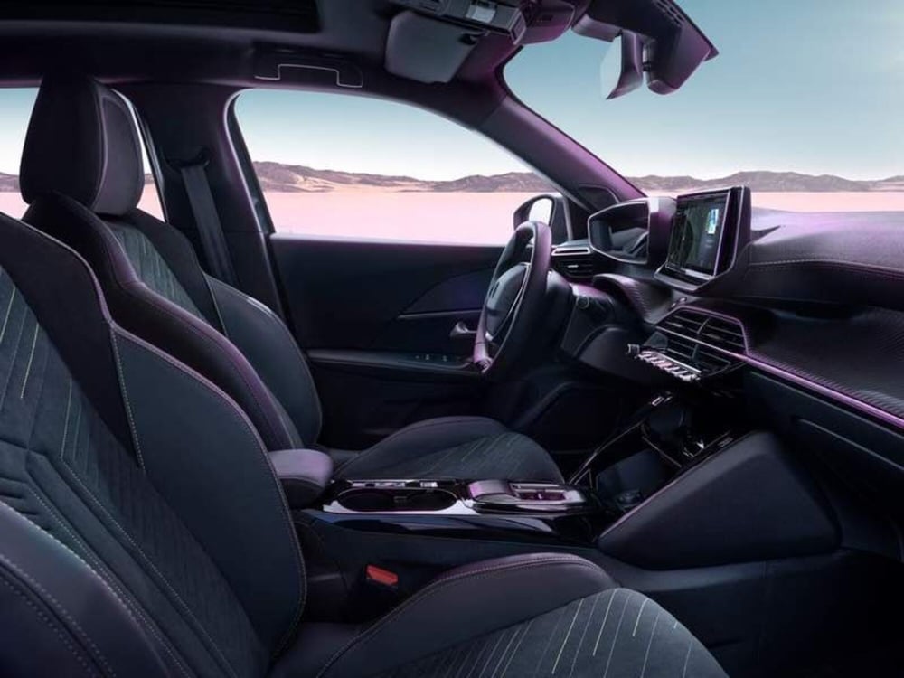 Peugeot 2008 nuova a Treviso (4)