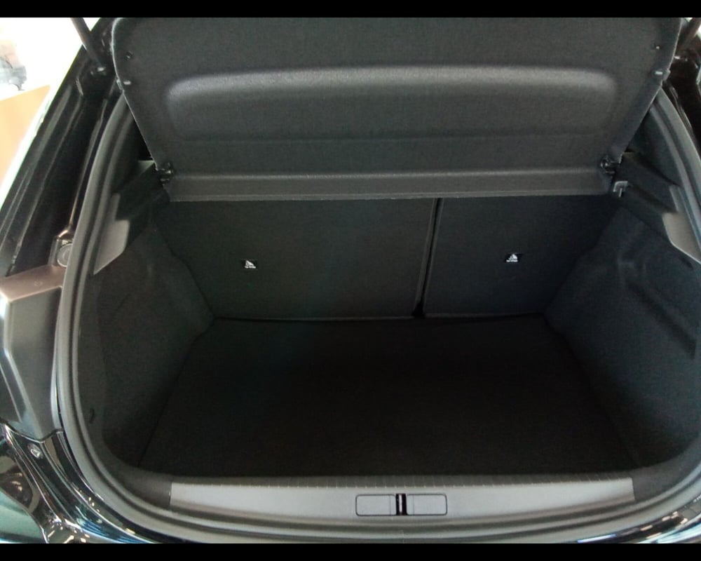 Peugeot 208 nuova a Treviso (13)