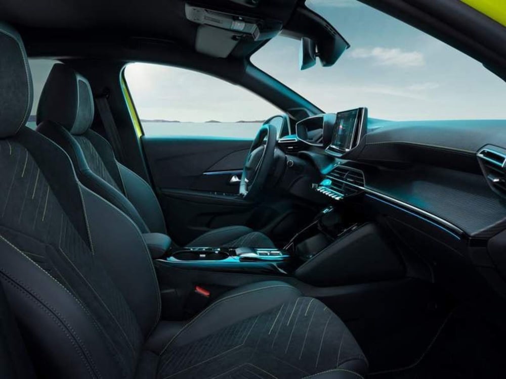 Peugeot 208 nuova a Treviso (4)