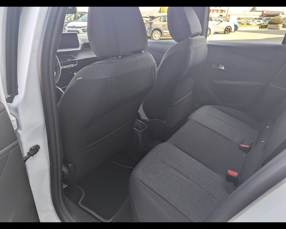 Peugeot 208 nuova a Treviso (11)