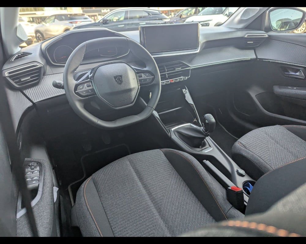 Peugeot 208 nuova a Treviso (12)