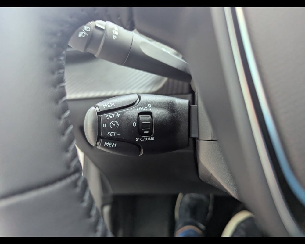Peugeot 208 nuova a Treviso (16)