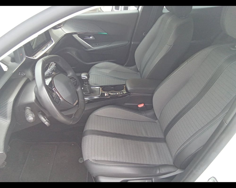 Peugeot 2008 usata a Treviso (13)