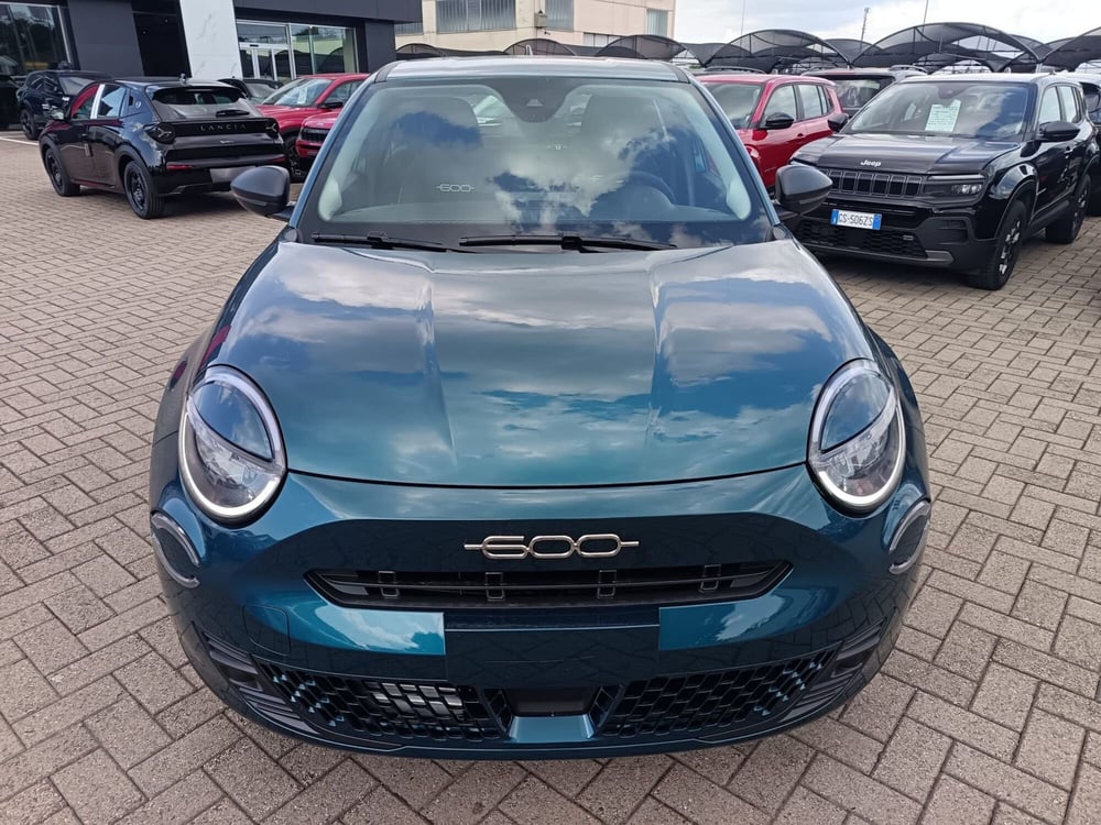 Fiat 600 nuova a Alessandria (2)