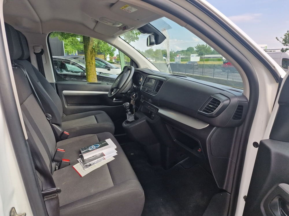 Toyota Proace Verso usata a Como (5)