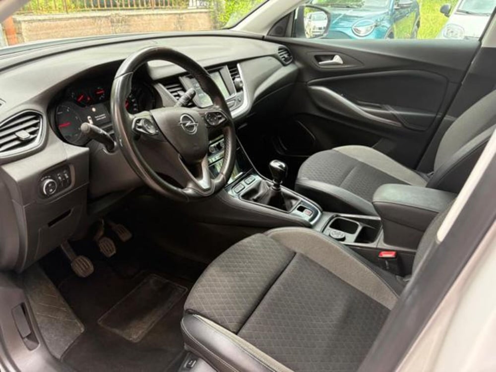 Opel Grandland X usata a Roma (17)
