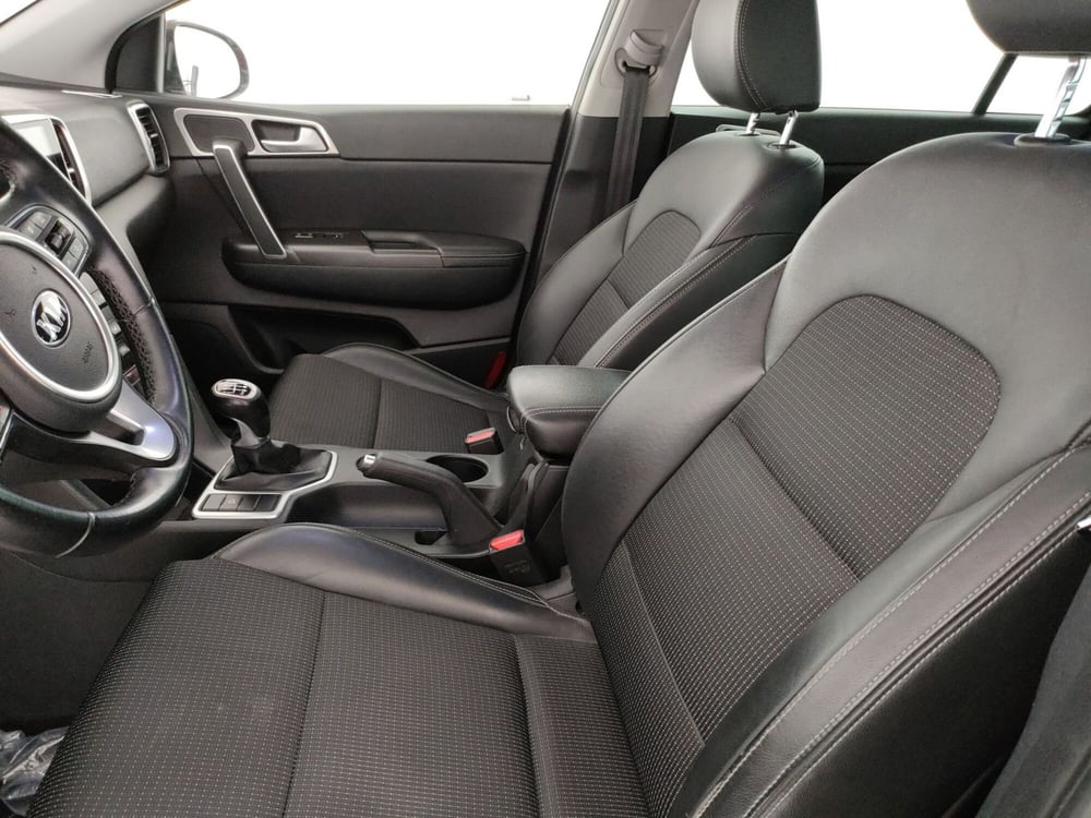 Kia Sportage nuova a Caserta (20)