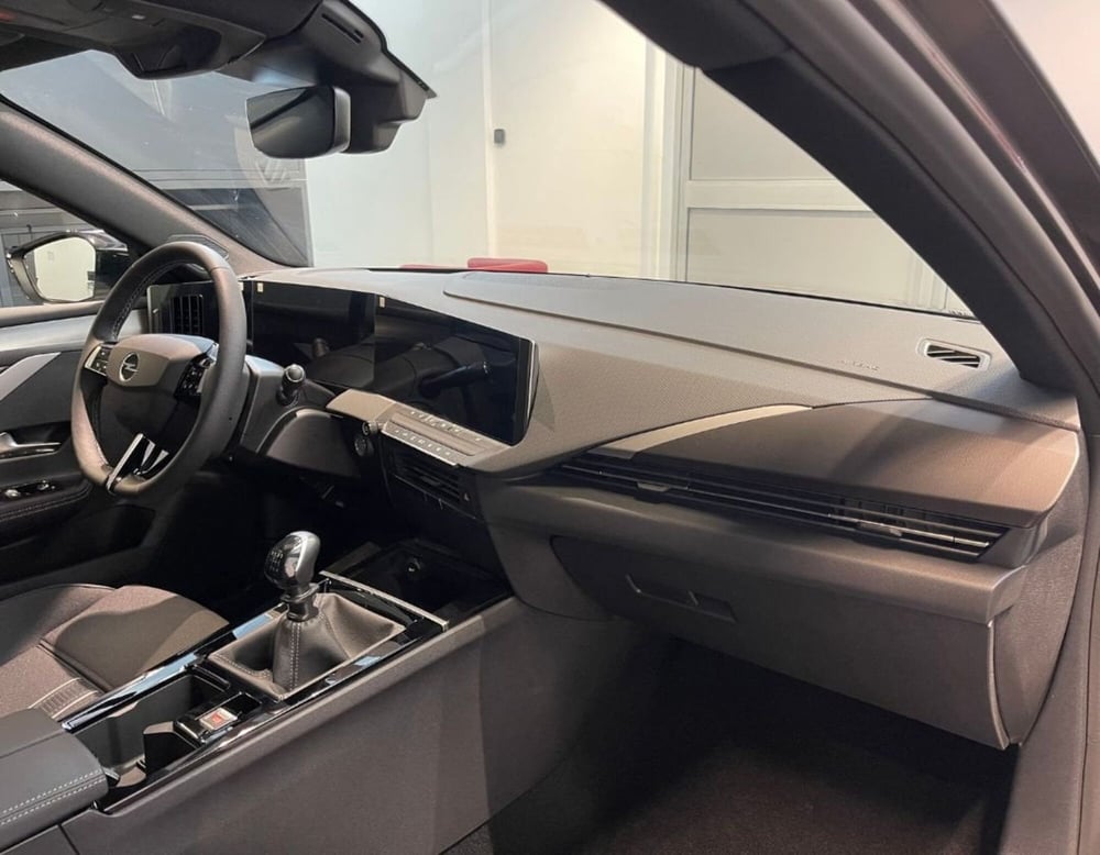 Opel Astra Station Wagon nuova a Ferrara (4)