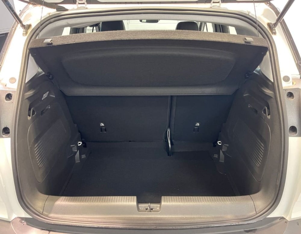 Opel Crossland nuova a Ferrara (10)
