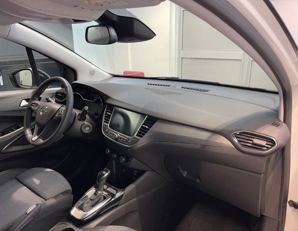 Opel Crossland nuova a Ferrara (4)