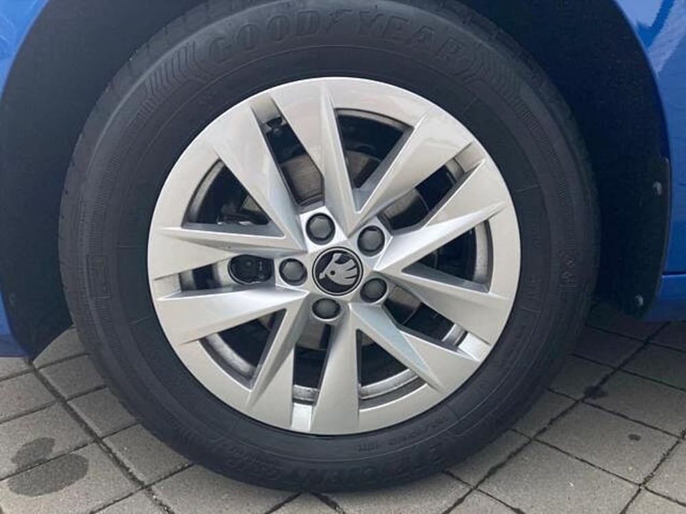 Skoda Fabia nuova a Novara (12)