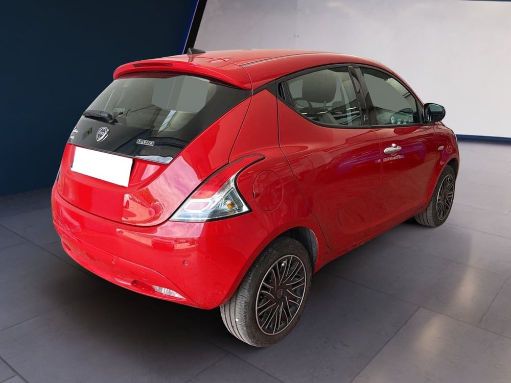 Lancia Ypsilon usata a Torino (4)
