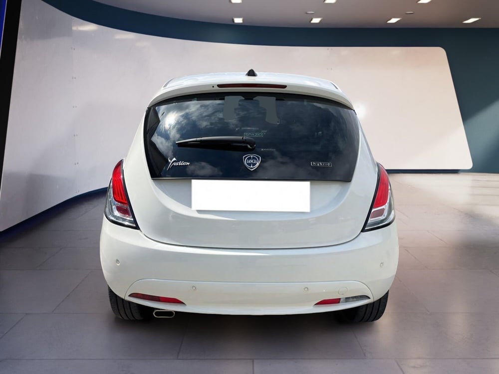 Lancia Ypsilon usata a Torino (6)