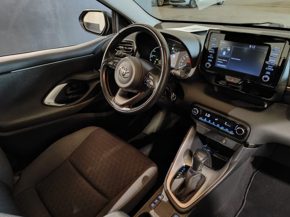 Toyota Yaris usata a Milano (13)