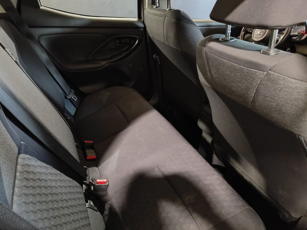 Toyota Yaris usata a Milano (15)